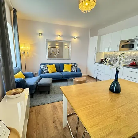 Charming Historic Bairro Alto شقة *